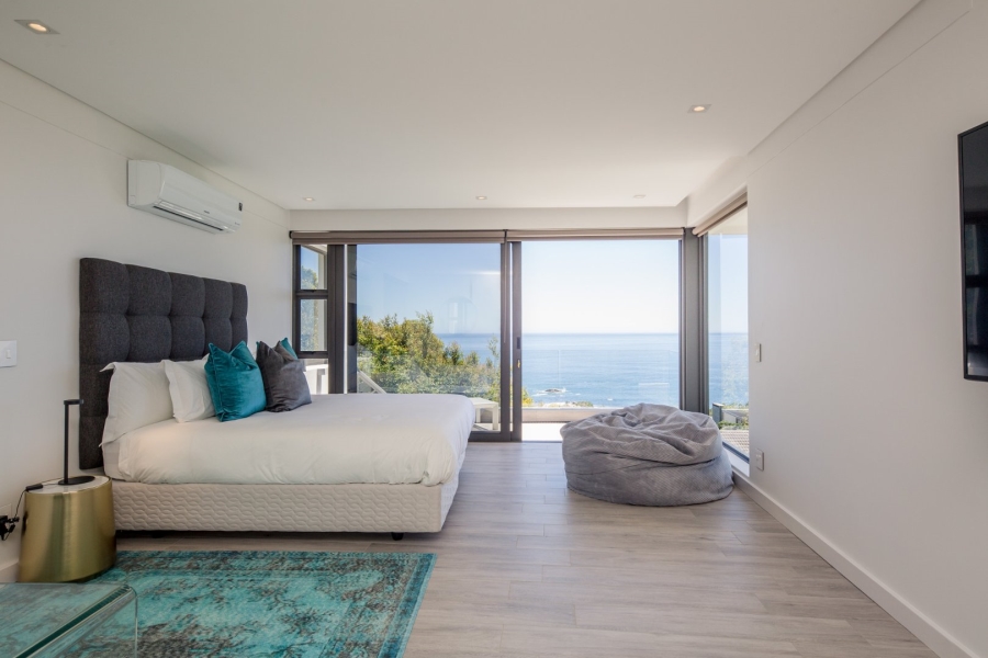 6 Bedroom Property for Sale in Camps Bay Western Cape